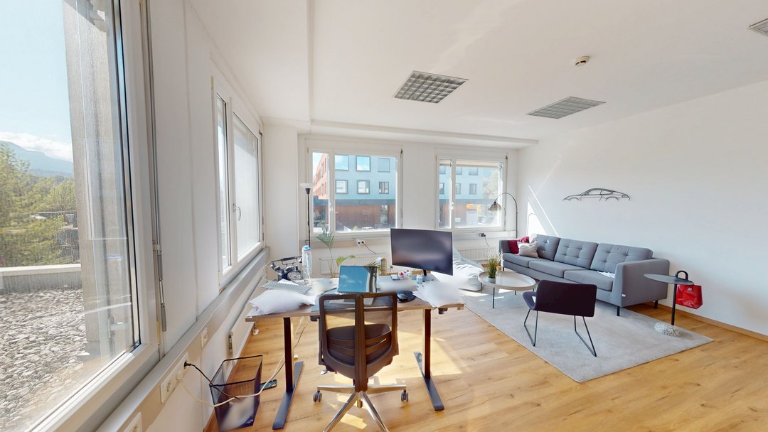 Eckbüro mit Blick nach Süd-Westen Eckbüro mit Blick nach Süd-Westen