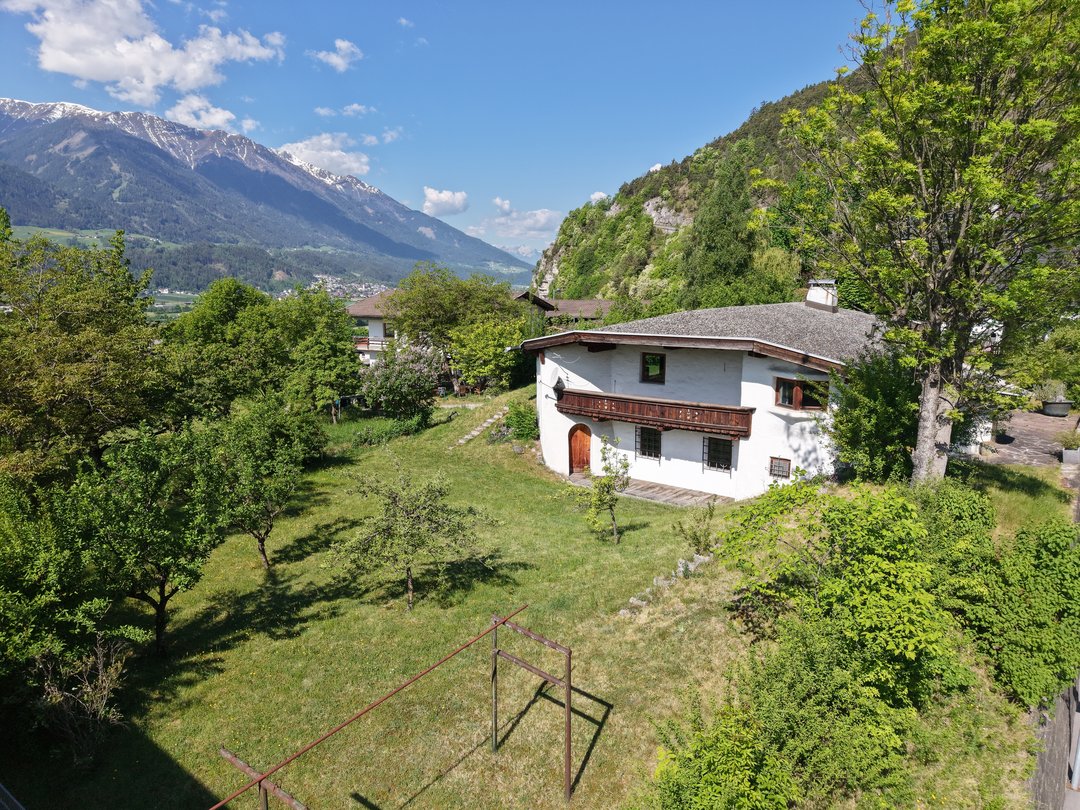 großzügiger Garten 